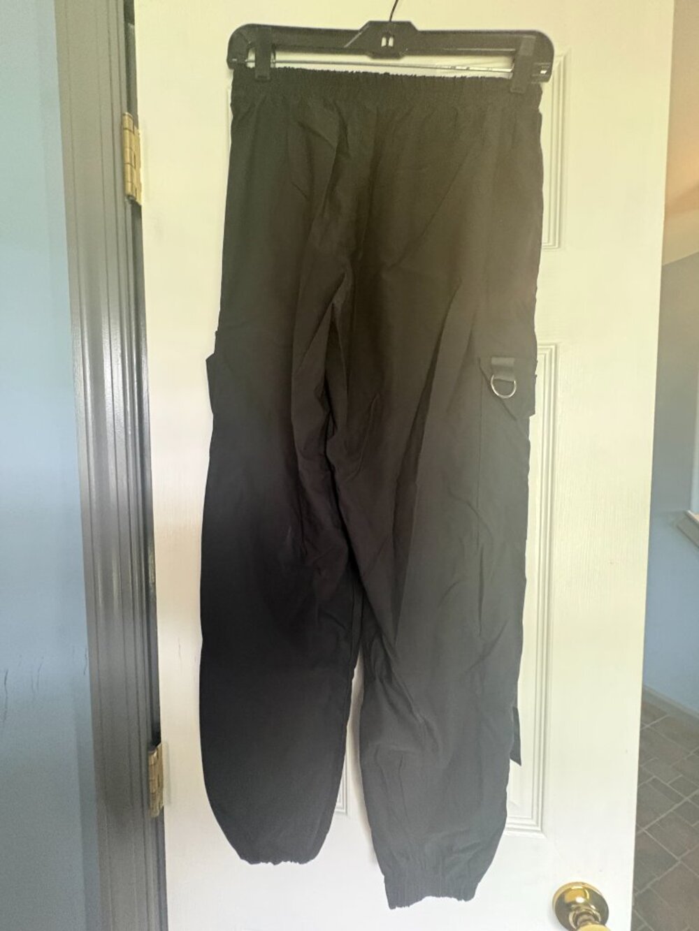 Womens Size L Black Joggers Side Pockets Drawstring Waist Bats on Leg - Picture 2 of 2